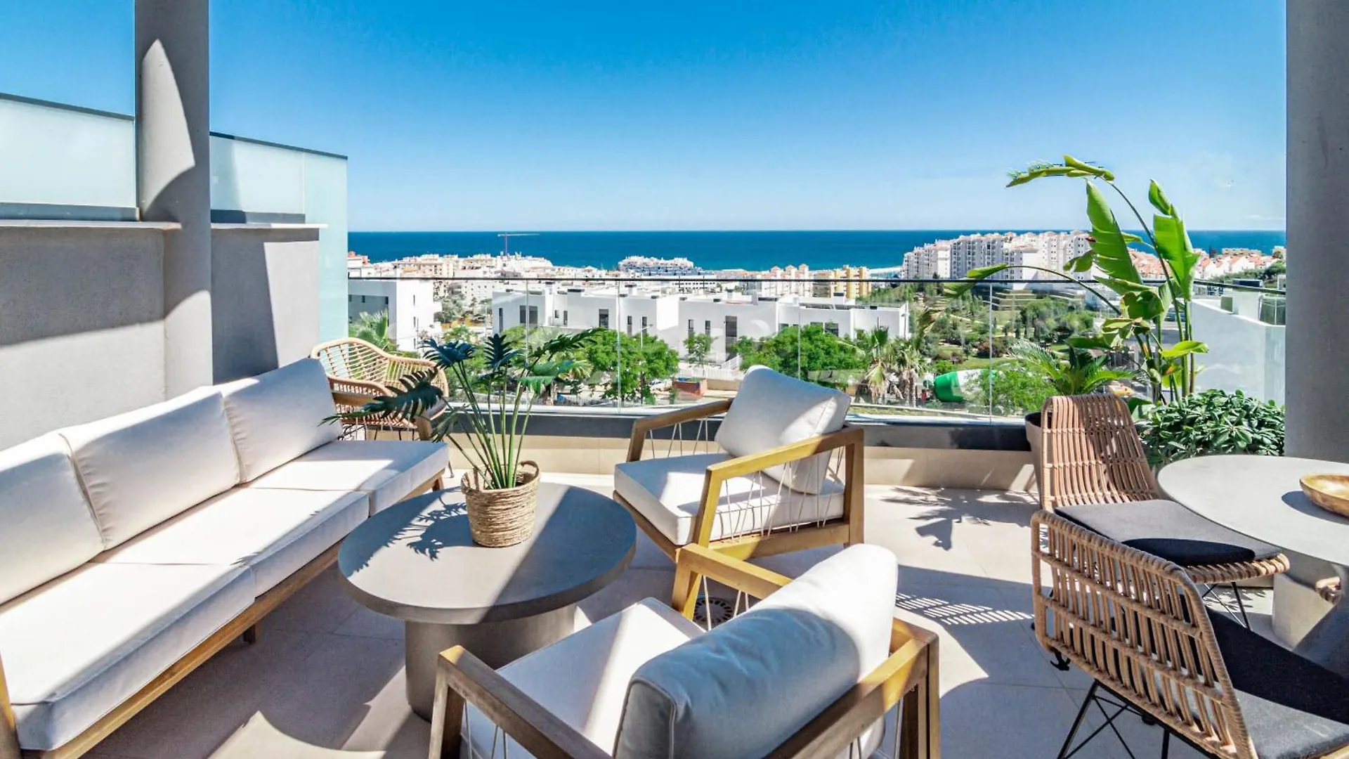Lme9F2 - Top Class Flat In Estepona, Near Beach location